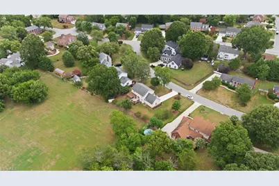 3815 Oak Forest Drive, High Point, NC 27265 - Photo 41