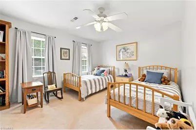 3815 Oak Forest Drive, High Point, NC 27265 - Photo 33