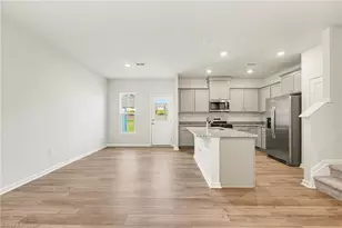 1521 Allegheny River St, Greensboro, NC 27405 - Photo 13