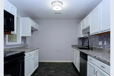2624 Guyer Street #2B, High Point, NC 27265 - Photo 5