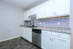2624 Guyer St, High Point, NC 27265 - Photo 7