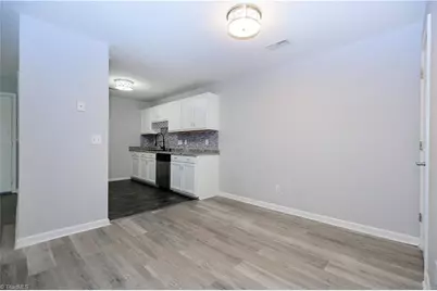 2624 Guyer Street #2B, High Point, NC 27265 - Photo 9