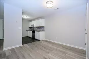 2624 Guyer St, High Point, NC 27265 - Photo 9