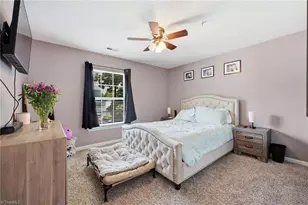903 Hanahan Ct, Greensboro, NC 27409 - Photo 11