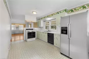 603 Duke St, Thomasville, NC 27360 - Photo 13