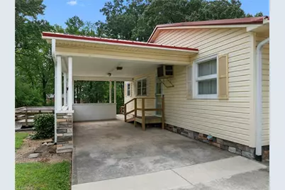 603 Duke Street, Thomasville, NC 27360 - Photo 9