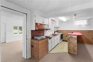 603 Duke St, Thomasville, NC 27360 - Photo 25
