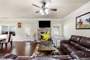 1105 Longleaf Pine Pl, Mebane, NC 27302 - Photo 9