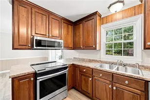 813 Hillcrest Dr, Gibsonville, NC 27249 - Photo 29