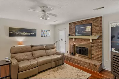 228 Barrington Place, Winston-Salem, NC 27104 - Photo 9