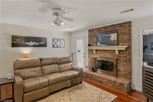 228 Barrington Pl, Winston-Salem, NC 27104 - Photo 9