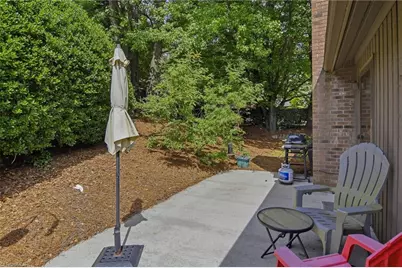 228 Barrington Place, Winston-Salem, NC 27104 - Photo 31