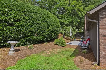 228 Barrington Place, Winston-Salem, NC 27104 - Photo 29