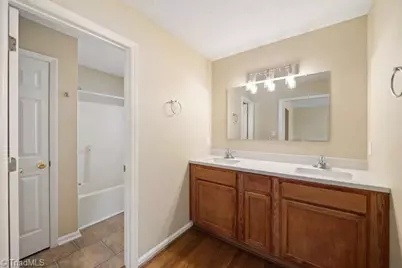 914 Broad Avenue, Greensboro, NC 27406 - Photo 13