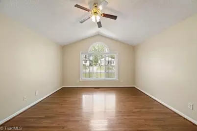 914 Broad Avenue, Greensboro, NC 27406 - Photo 11