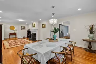802 Kemp Rd W, Greensboro, NC 27410 - Photo 9