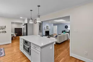 802 Kemp Rd W, Greensboro, NC 27410 - Photo 13