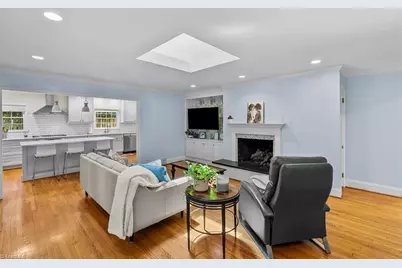 802 Kemp Road W, Greensboro, NC 27410 - Photo 15