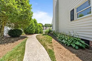 330 W Presnell St, Asheboro, NC 27203 - Photo 5