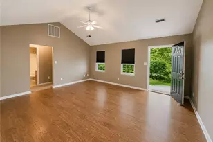 111 Dundee Ct, Maiden, NC 28650 - Photo 5