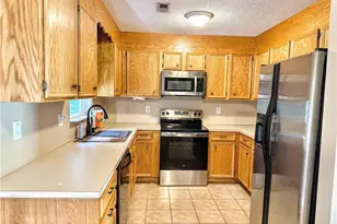111 Dundee Ct, Maiden, NC 28650 - Photo 9