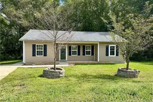111 Dundee Ct, Maiden, NC 28650 - Photo 1