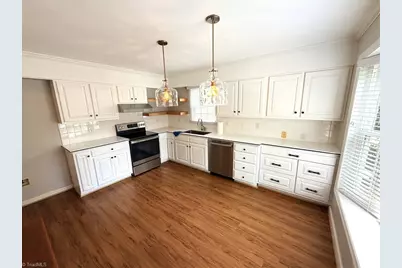 5410 Winters Way, Greensboro, NC 27410 - Photo 11