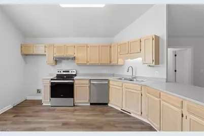 611 Rockwood Drive, Graham, NC 27253 - Photo 11