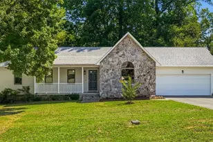 611 Rockwood Dr, Graham, NC 27253 - Photo 1
