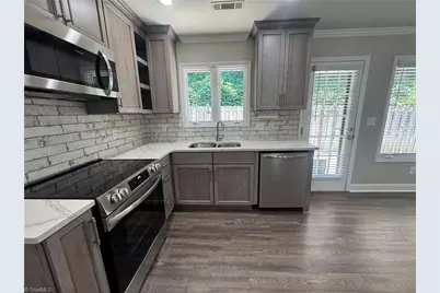 575 Ridgehaven Drive, Winston-Salem, NC 27104 - Photo 7