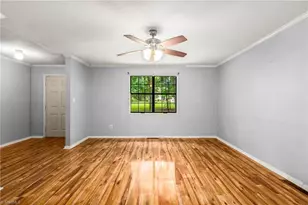 334 Forest Creek Dr, Wallburg, NC 27107 - Photo 5