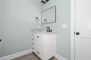 4814 Selwyn Dr, Winston-Salem, NC 27104 - Photo 37