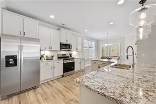 530 Valentine Ct, Graham, NC 27253 - Photo 5