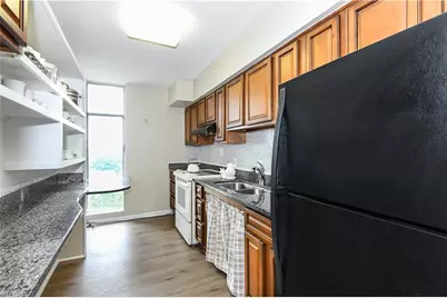 1101 N Elm Street #805, Greensboro, NC 27401 - Photo 15