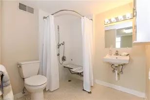 1101 N Elm St, Greensboro, NC 27401 - Photo 27