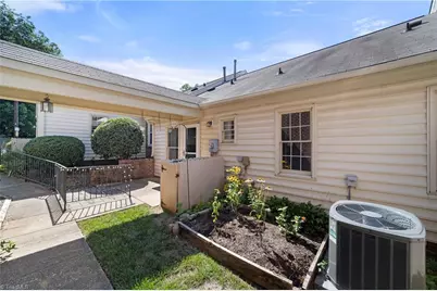 203 W Bank Street, Winston-Salem, NC 27101 - Photo 31
