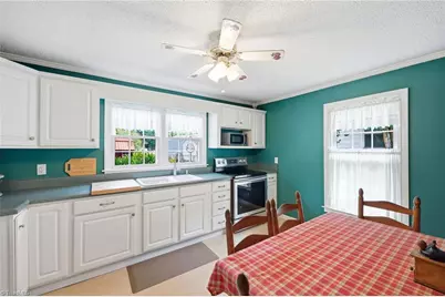 410 W Lee Street, Mebane, NC 27302 - Photo 9