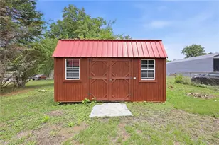 410 W Lee St, Mebane, NC 27302 - Photo 21