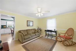 410 W Lee St, Mebane, NC 27302 - Photo 3
