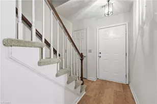 1109 Yellowbell Pl, Greensboro, NC 27410 - Photo 5