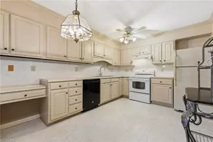 1109 Yellowbell Pl, Greensboro, NC 27410 - Photo 7