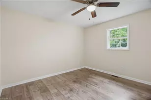 150 Meadow Wood Dr, Thomasville, NC 27360 - Photo 19