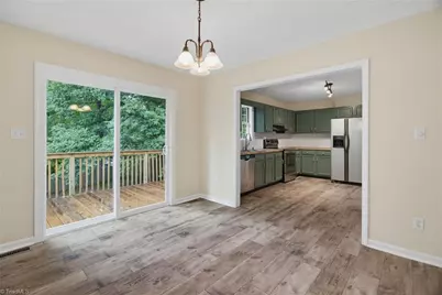 150 Meadow Wood Drive, Thomasville, NC 27360 - Photo 9