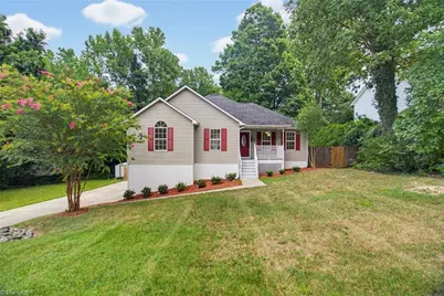 150 Meadow Wood Drive, Thomasville, NC 27360 - Photo 1
