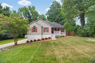 150 Meadow Wood Dr, Thomasville, NC 27360 - Photo 1