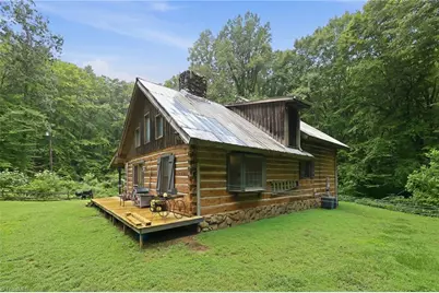 3439 Nc Highway 89 E, Walnut Cove, NC 27052 - Photo 9