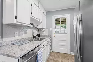 2416 Parkway Dr, Winston-Salem, NC 27103 - Photo 13
