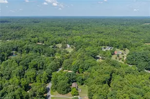 601 Burning Bush Dr, Pleasant Garden, NC 27313 - Photo 21