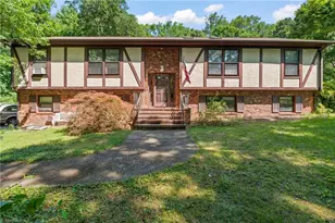 601 Burning Bush Dr, Pleasant Garden, NC 27313 - Photo 3