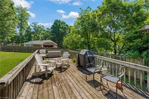 601 Burning Bush Dr, Pleasant Garden, NC 27313 - Photo 7